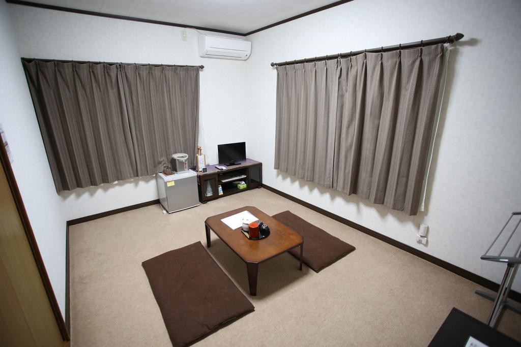 Minshuku Tenhou Hotel Takachiho Exterior foto